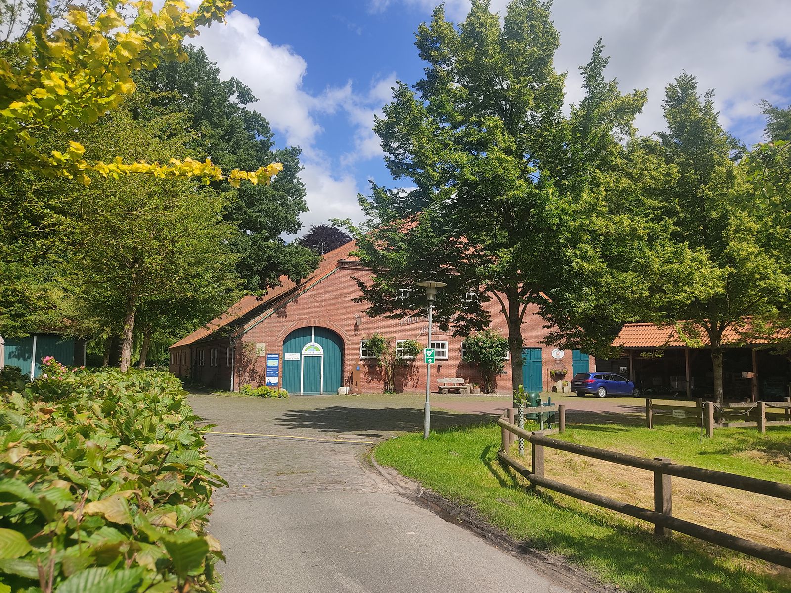 Altmarienhausen - Blick auf das Küsteum